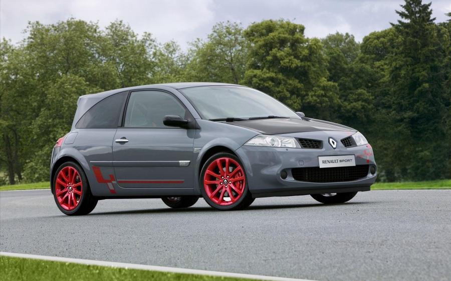  Renault Megane RS R26.R 2008 года  (фото 14 из 86)